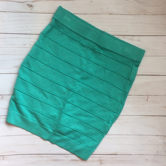 Seafoam green bandage skirt - Picture 5 of 6
